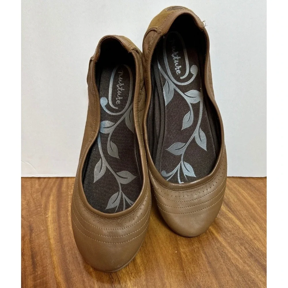 Nurture Ballet Flats Women's‎ Size 7M Tan Brown Leather Comfort Slip On Shoes
